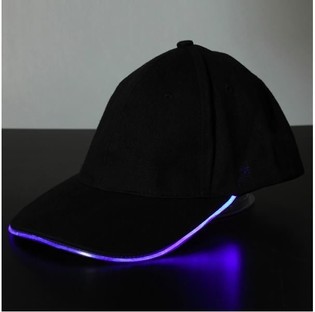 Blinkende LED-PET / PARTY CAPS - Farbe: Purpur (12st).