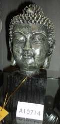 Buddha-Figur auf Sockel (25 cm) &ndash; Deko-Buddha f&uuml;r B2B